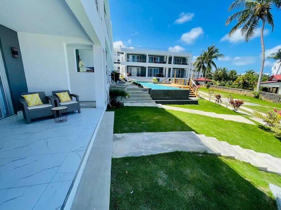 Viue Encuentro, Infinity Pool And A/C Apartment Cabarete Exterior photo